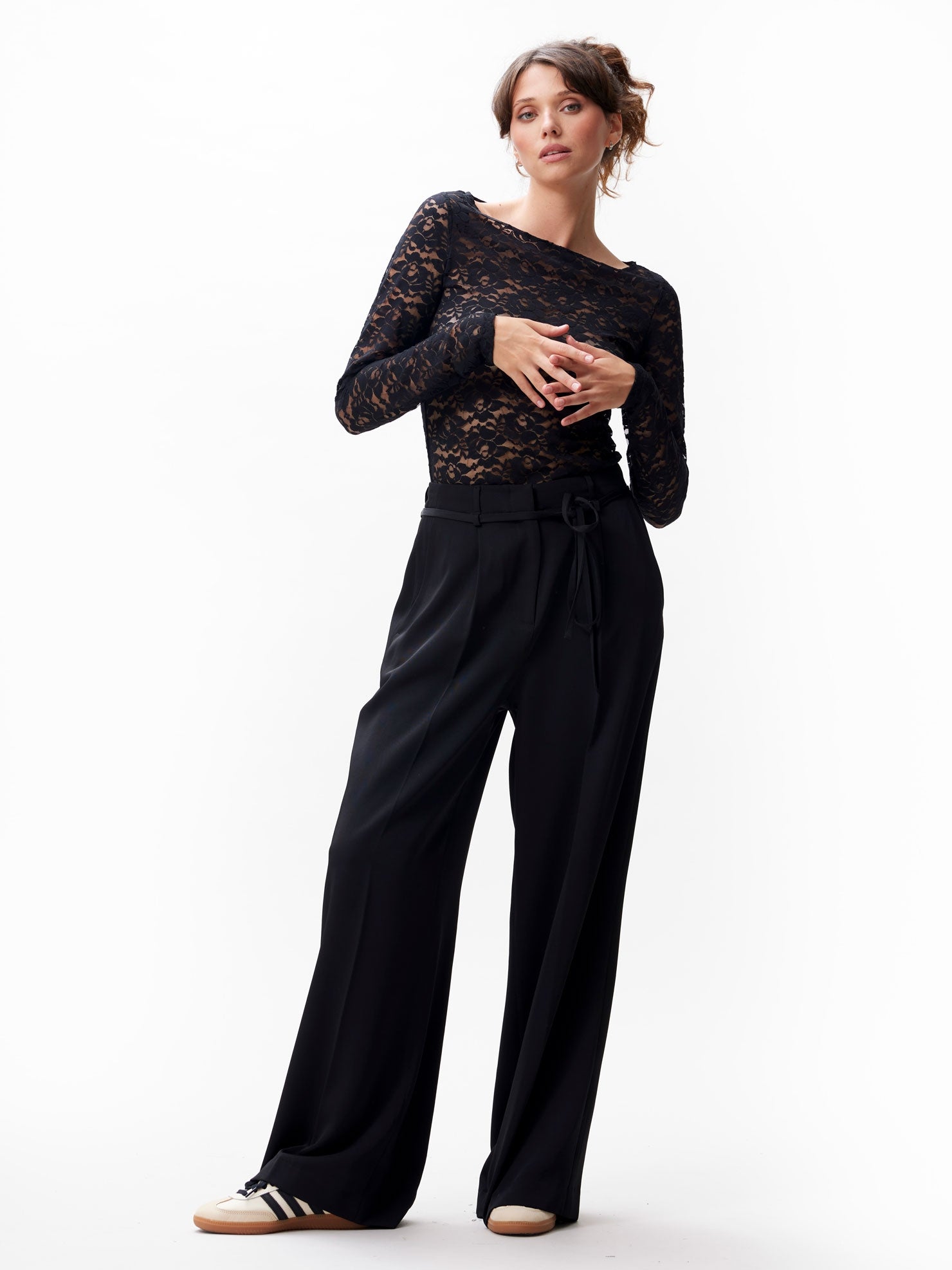 Longsleeve van kant | Black