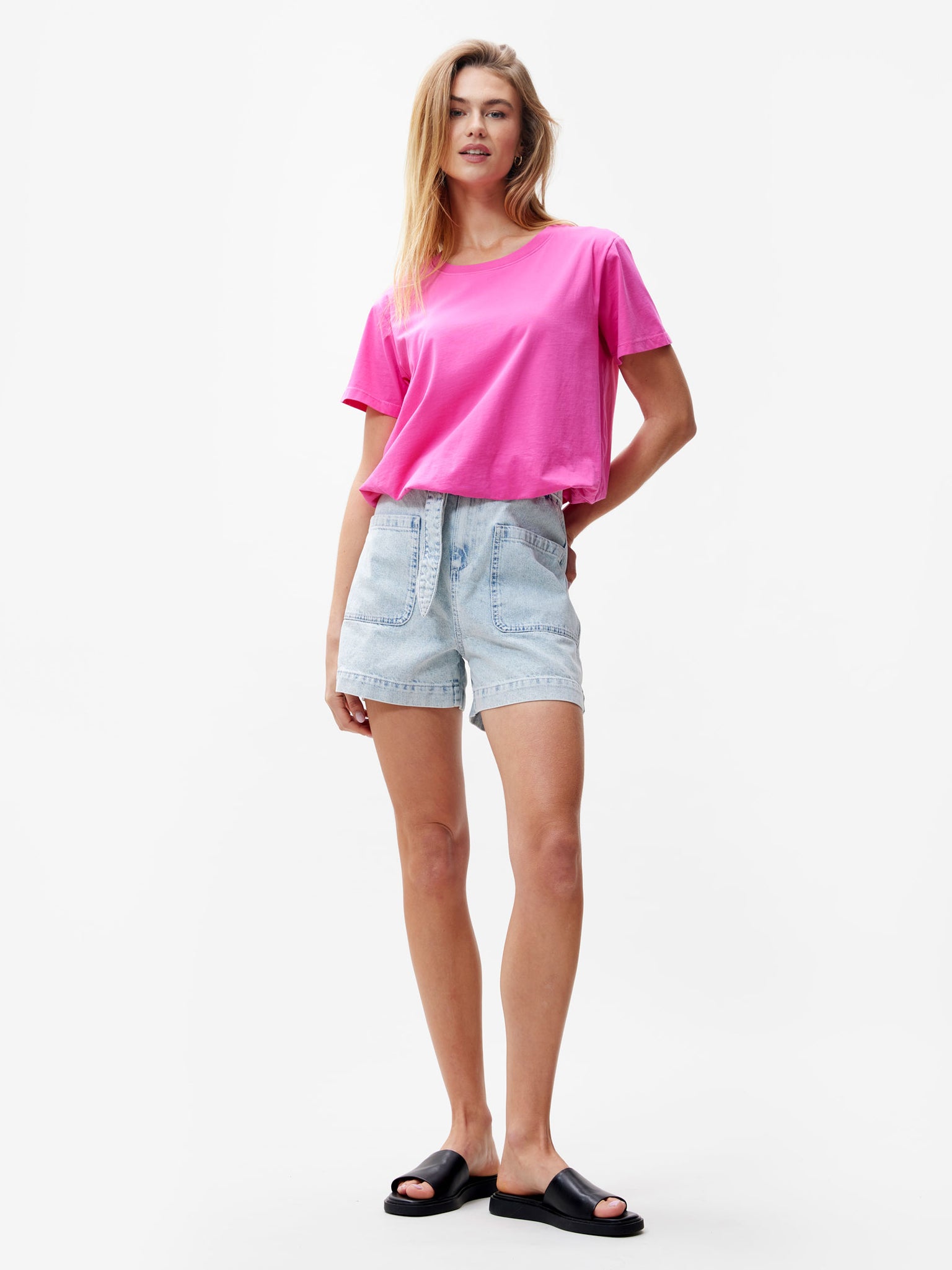 Washed tuck in Tshirt | Pink Lemonade