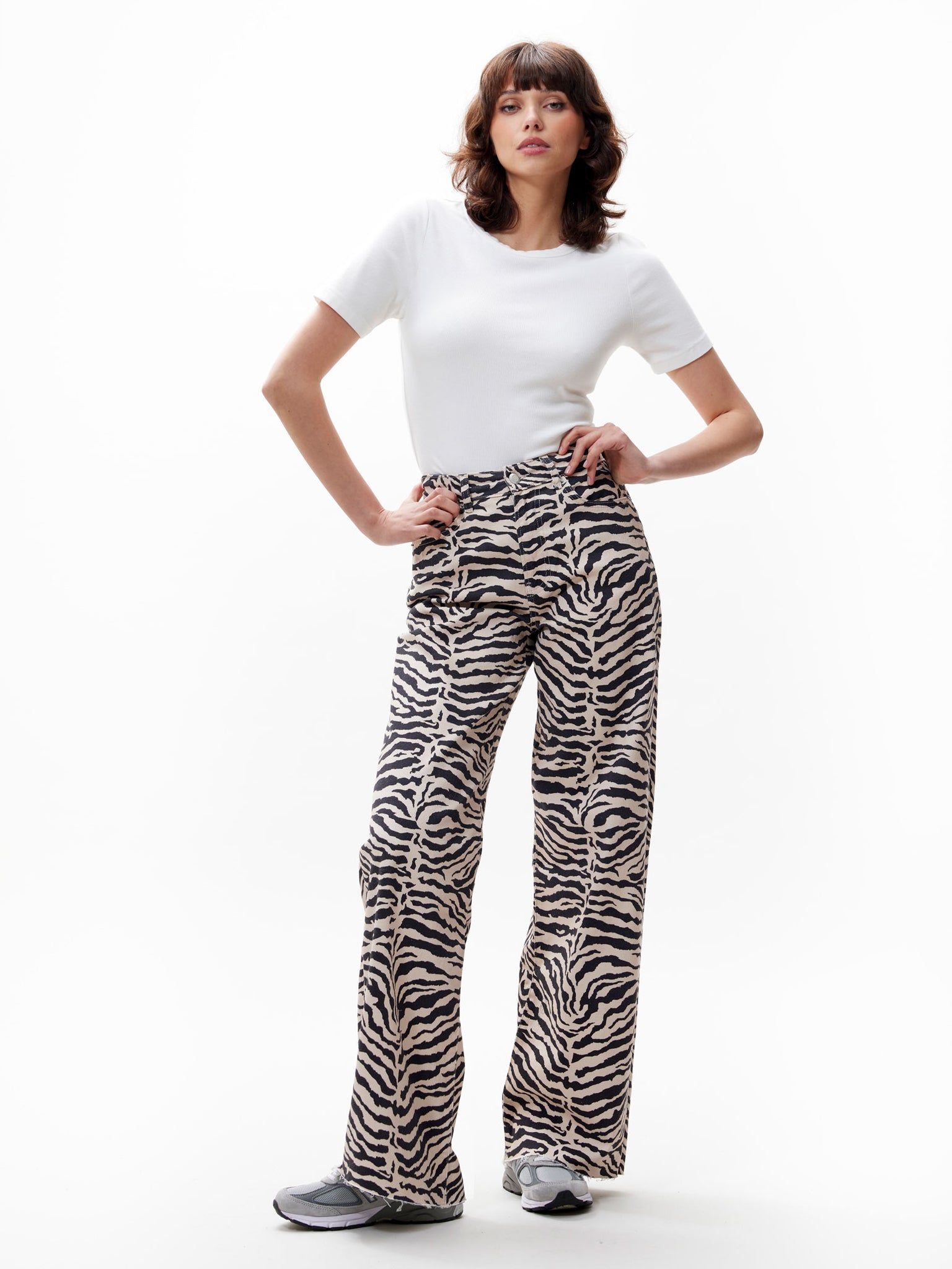 Loose fit zebra jeans | Sand