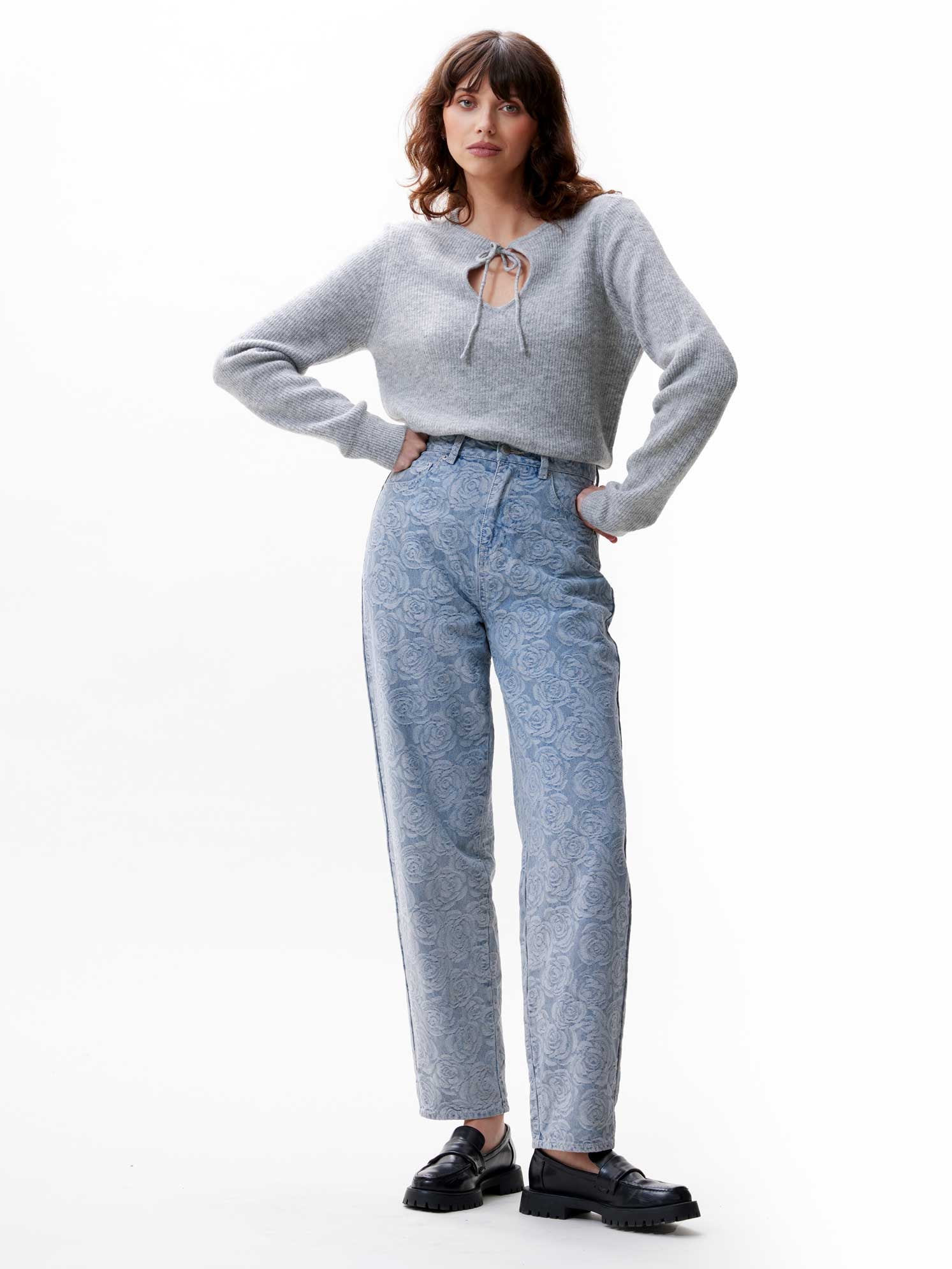 Jeans Barrel met rozen dessin | Blue