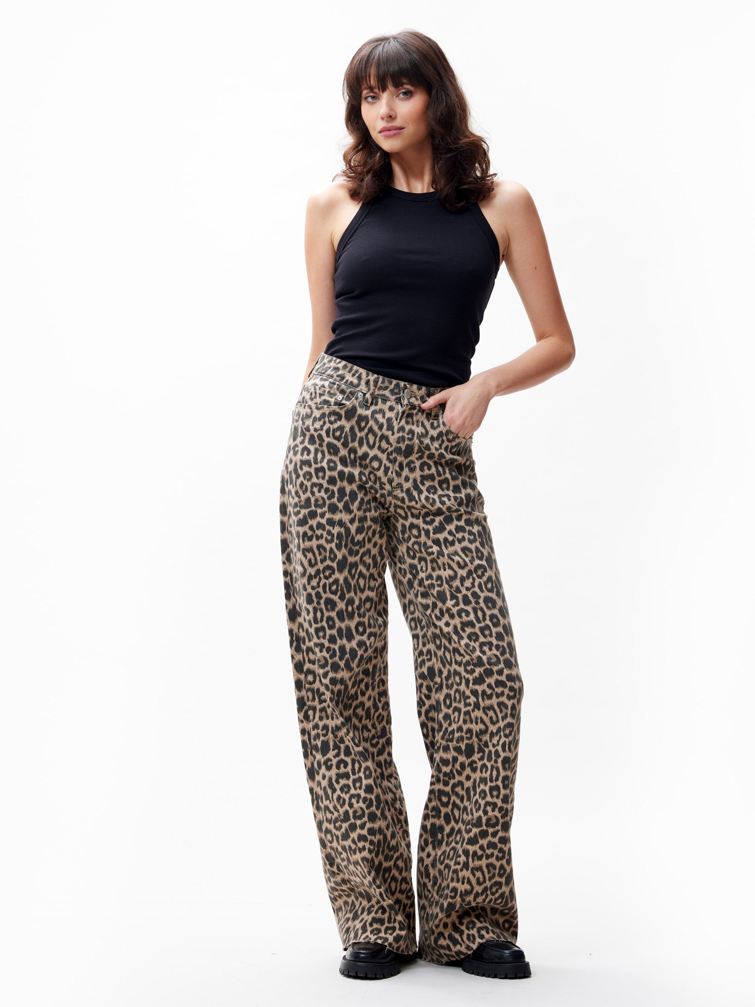 Jeans Loose with leopard design | Gray Morn