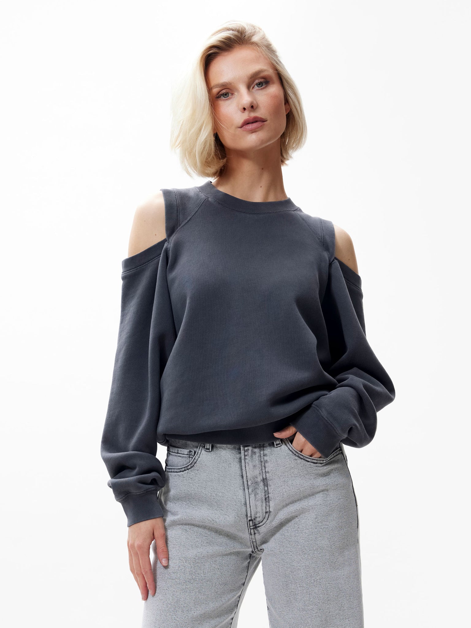 Sweater met open shoulders | Carbon