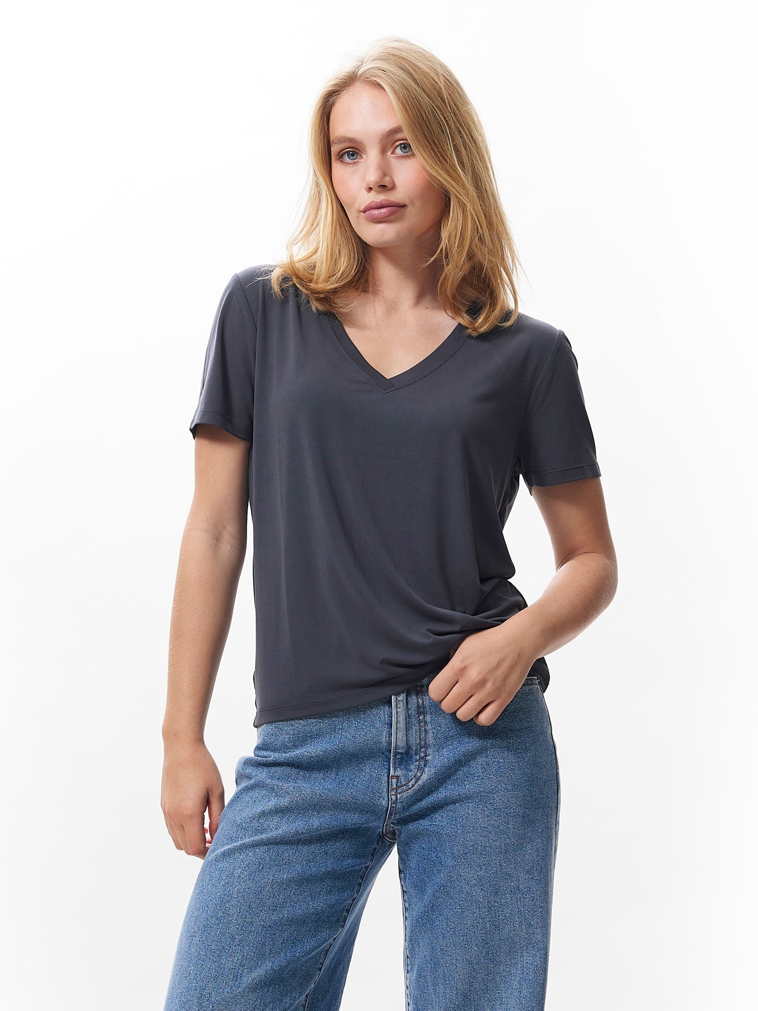 Tshirt met V hals | Dark Grey