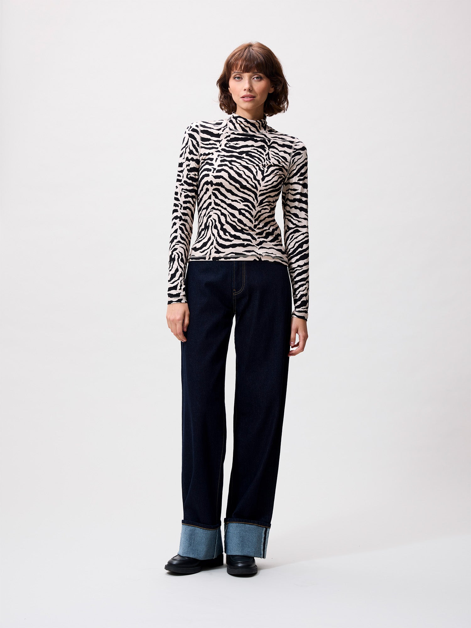 Zebra long sleeve | Cement