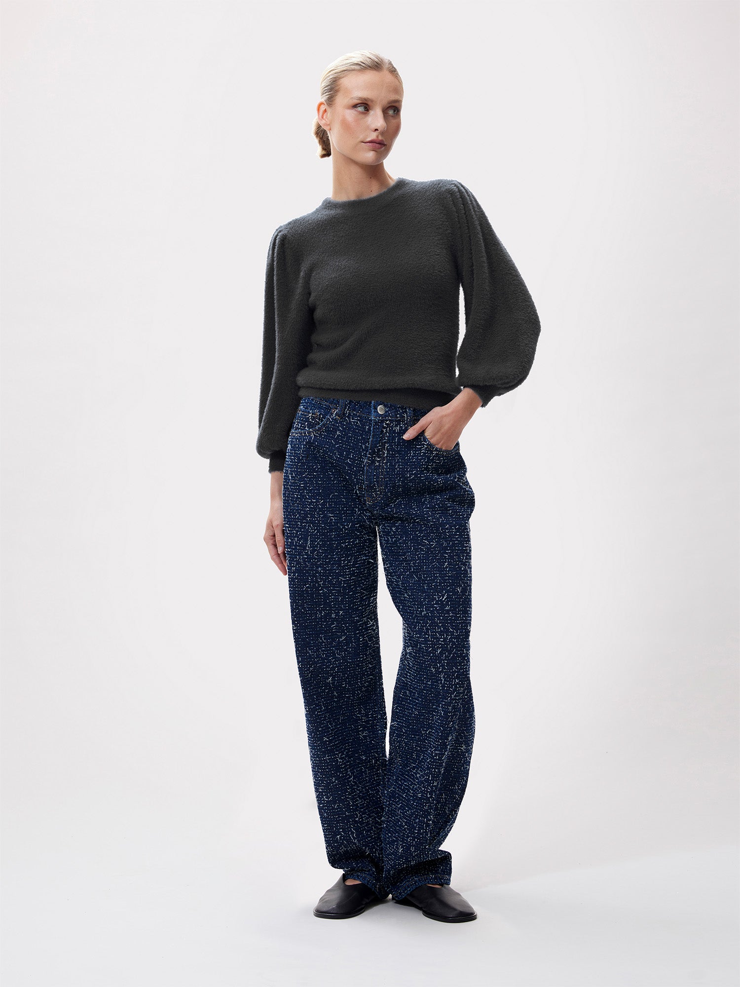 Fuzzy puff knit | Carbon