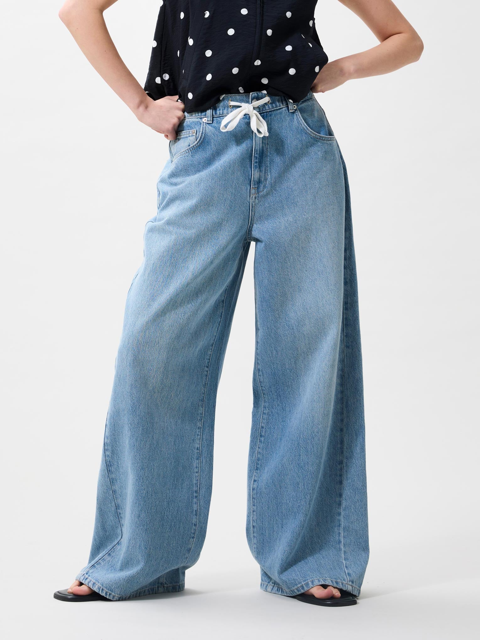 Wide leg jeans with waist detail | Blue