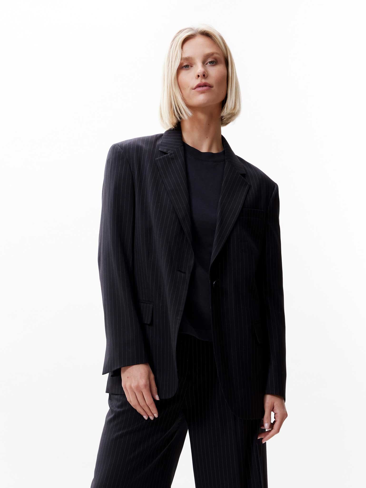 新品✨ Theory 24SS TAILOR CLEAN BLAZER ブラック The 24 Blazer | LESTRANGE